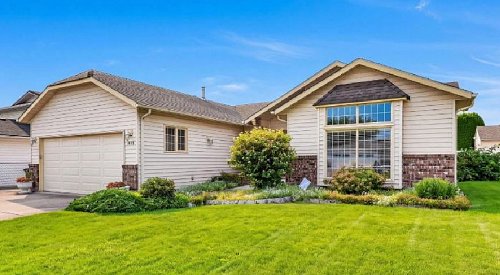 Kelowna housing market is stuck, stuck, stuck
