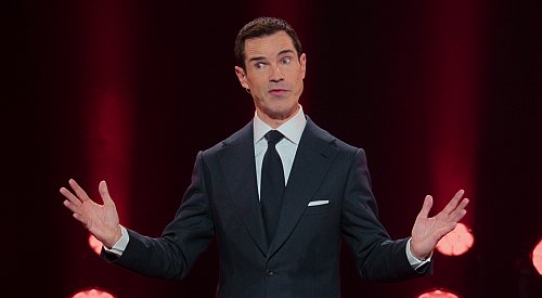 Jimmy Carr’s 2026 tour includes BC Interior stops in Kelowna, Kamloops and PG